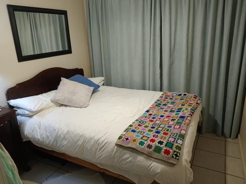 To Let 2 Bedroom Property for Rent in Tara Western Cape
